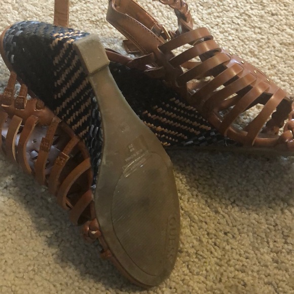Guess Wedges - Picture 3 of 3